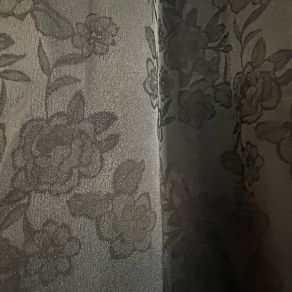 Privacy Please Galway Floral Satin Jogger Pant - Picture 5 of 8